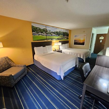 Days Inn By Wyndham Burlington East Haw River Экстерьер фото