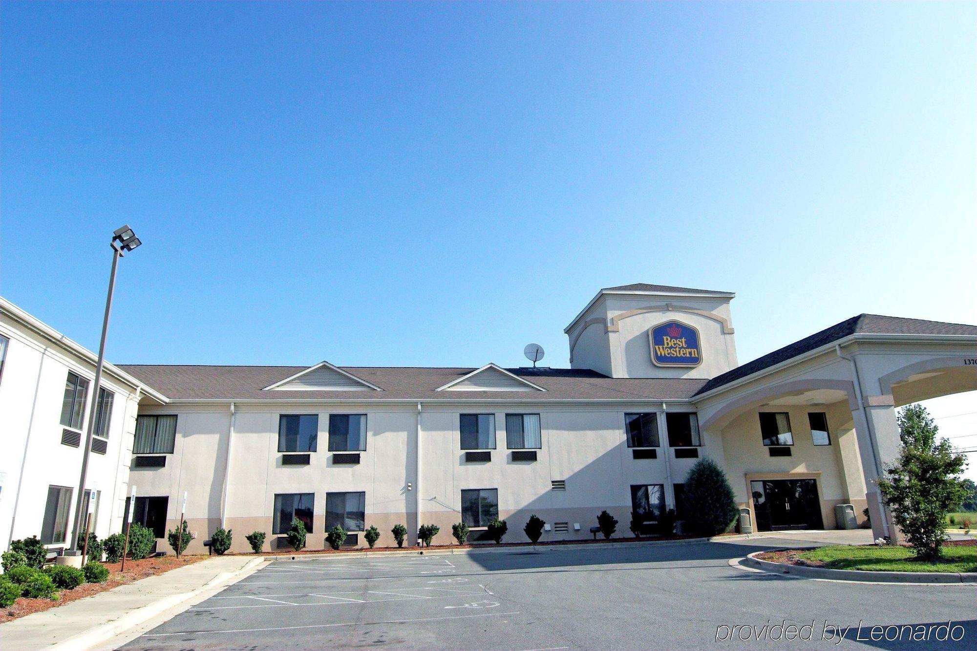 Days Inn By Wyndham Burlington East Haw River Экстерьер фото